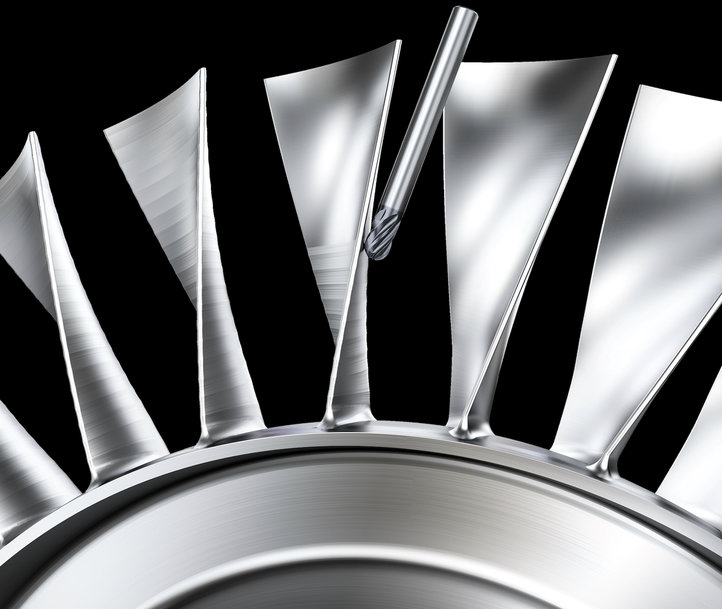 Společnost Sandvik Coromant rozšiřuje svou nabídku monolitních karbidových stopkových fréz o novou frézu CoroMill® Plura s kulovým čelem